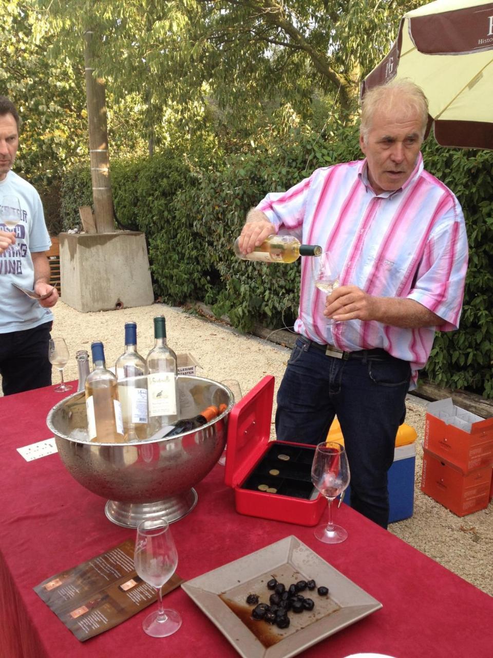 La Salamandre Bleue Villa Chantemerle-les-Grignan ภายนอก รูปภาพ