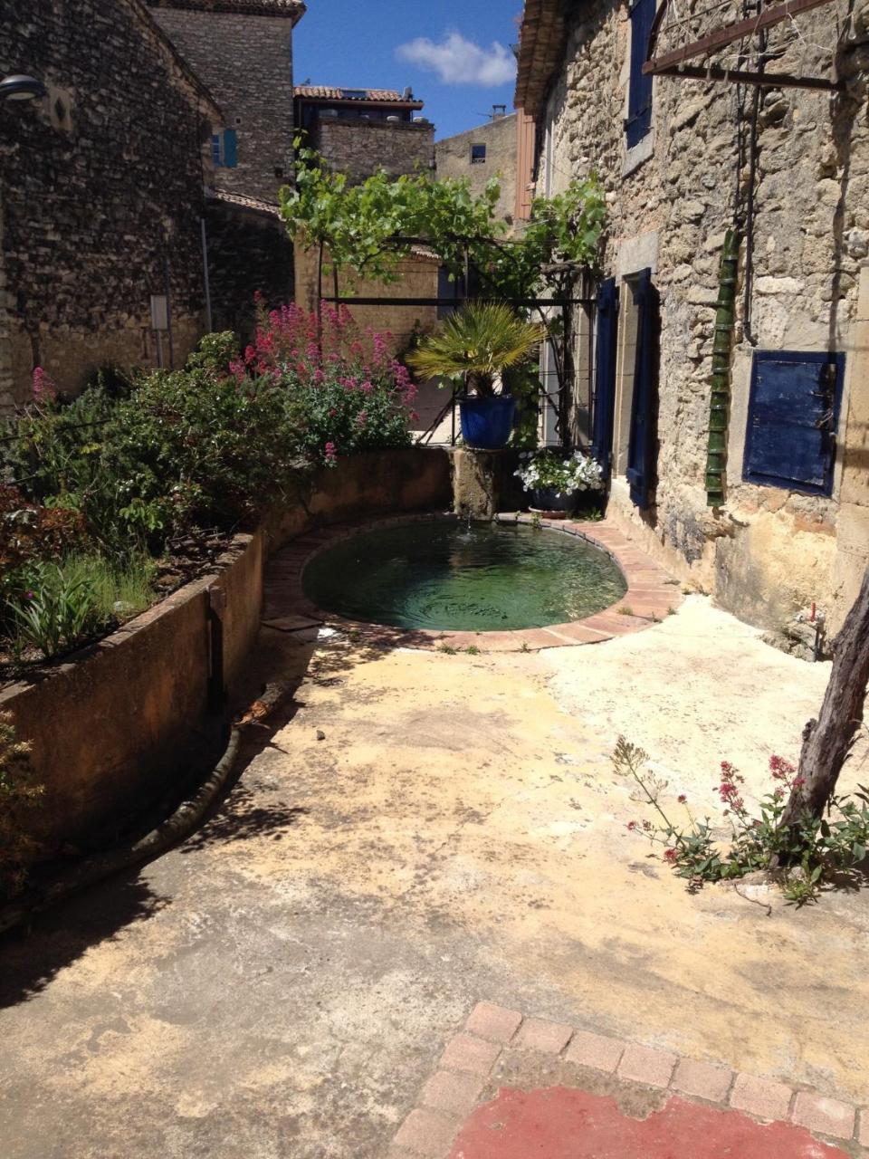 La Salamandre Bleue Villa Chantemerle-les-Grignan ภายนอก รูปภาพ